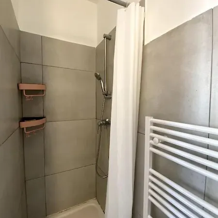 Cosy T2 Proche Vieux-port - A/c Apartment